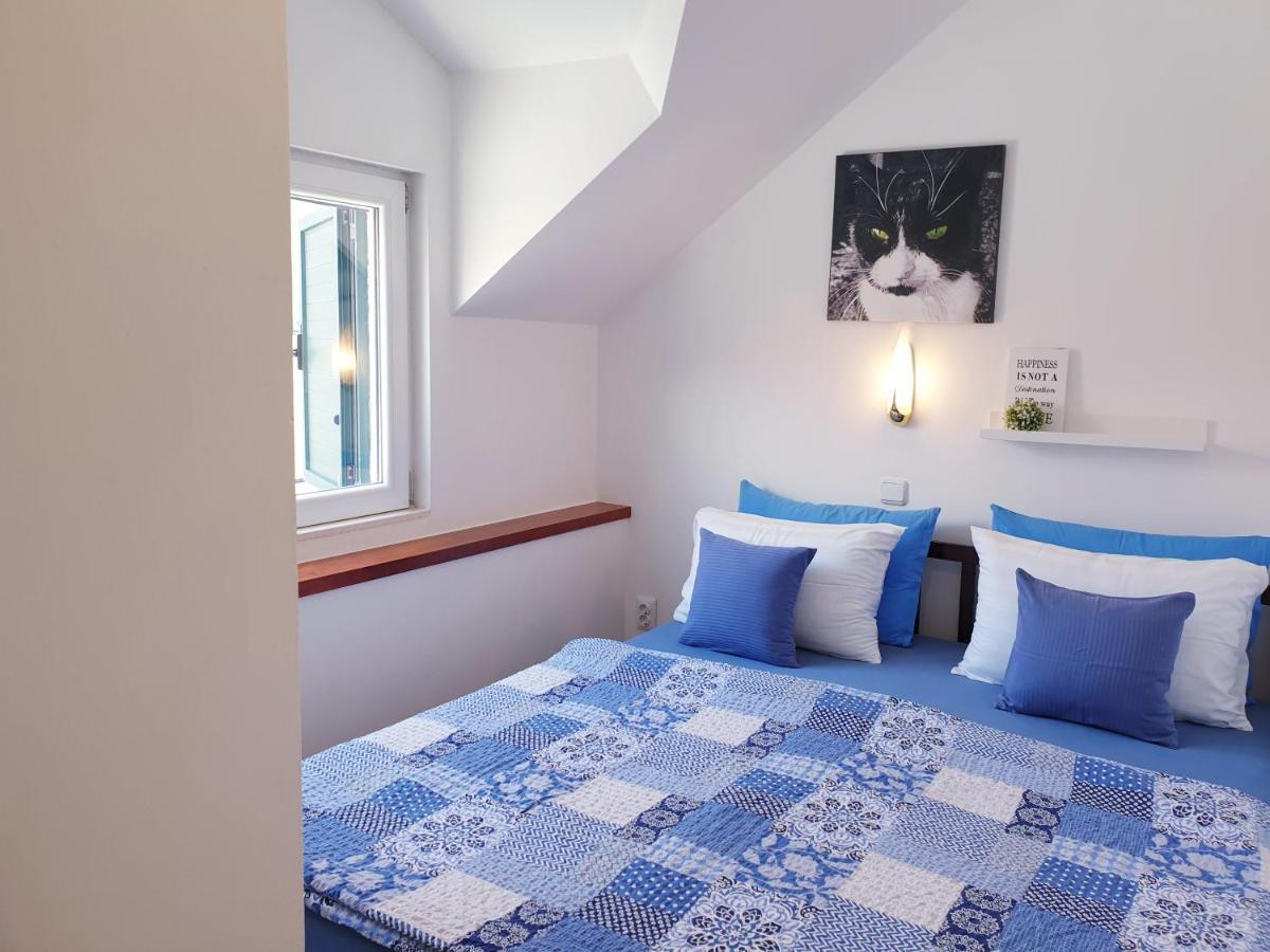 Apartments Sandra In The Historical Center Of The City Supetar Exterior foto